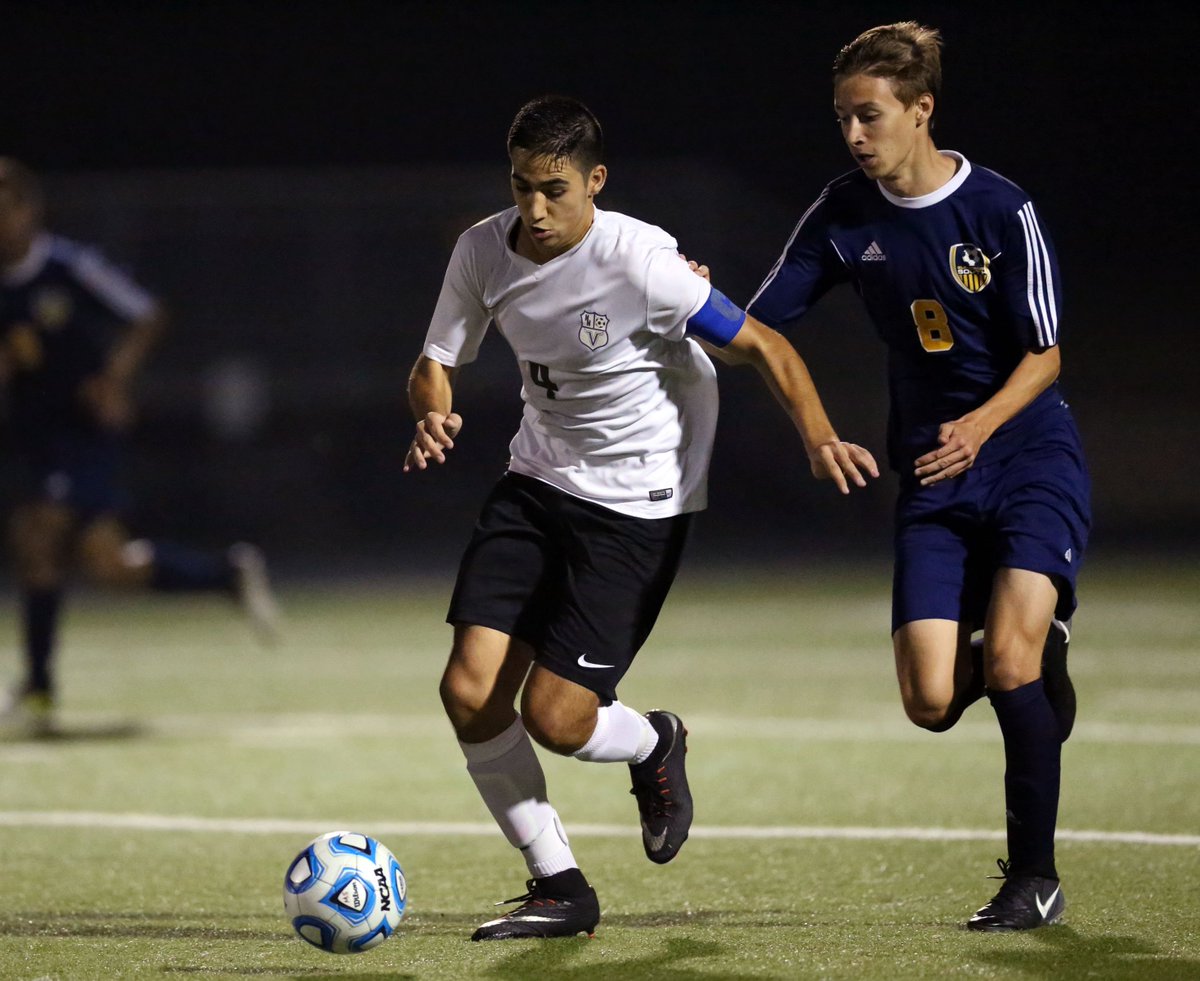 Pioneer_Press's tweet image. Soccer helped Niles North captain Amcy Odicho assimilate to U.S. trib.in/2giucoO #PioneerSports