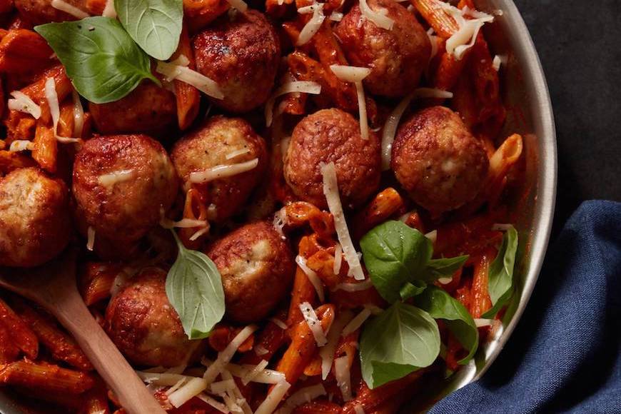 Parrano_Cheese's tweet photo. Make Sun Dried Tomato Pasta with creamy and nutty Parrano cheese for #NationalPastaDay! https://t.co/GfboMz4if6 https://t.co/QHD2BXmjdY