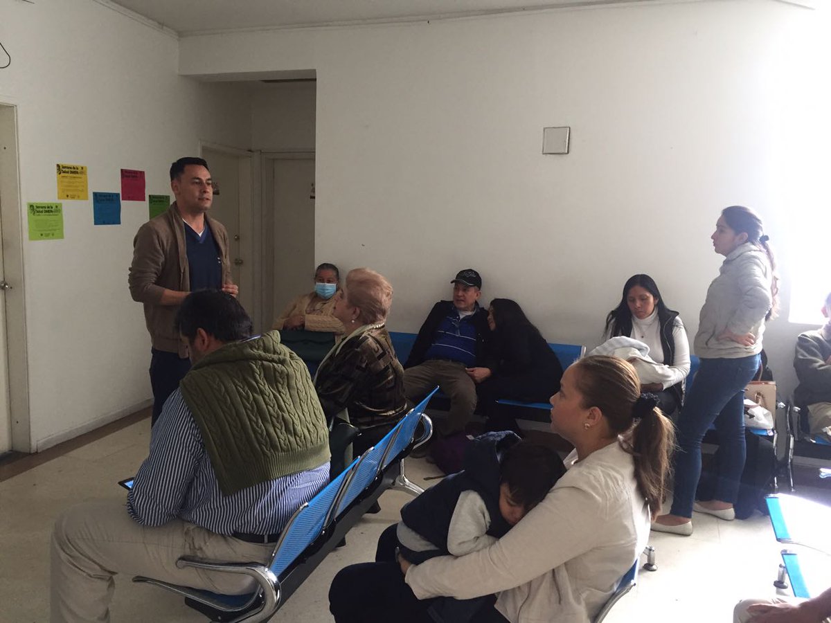 JEFSAFAC's tweet photo. #Hoy #DMEFA @FuerzaAereaCol en semana de la salud 2017Inscríbete en la línea #PyDFAC 3144885874 o en el stand del sótano del Dispensario https://t.co/WKABTfKoN5
