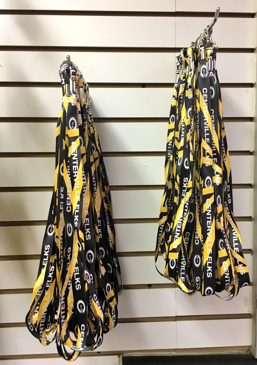 CentervilleDECA's tweet photo. Lanyards are HERE!! $4 #holeinthewall #twostyles #keyringorclasp @TheHerdCHS https://t.co/lEDw1eJjaB