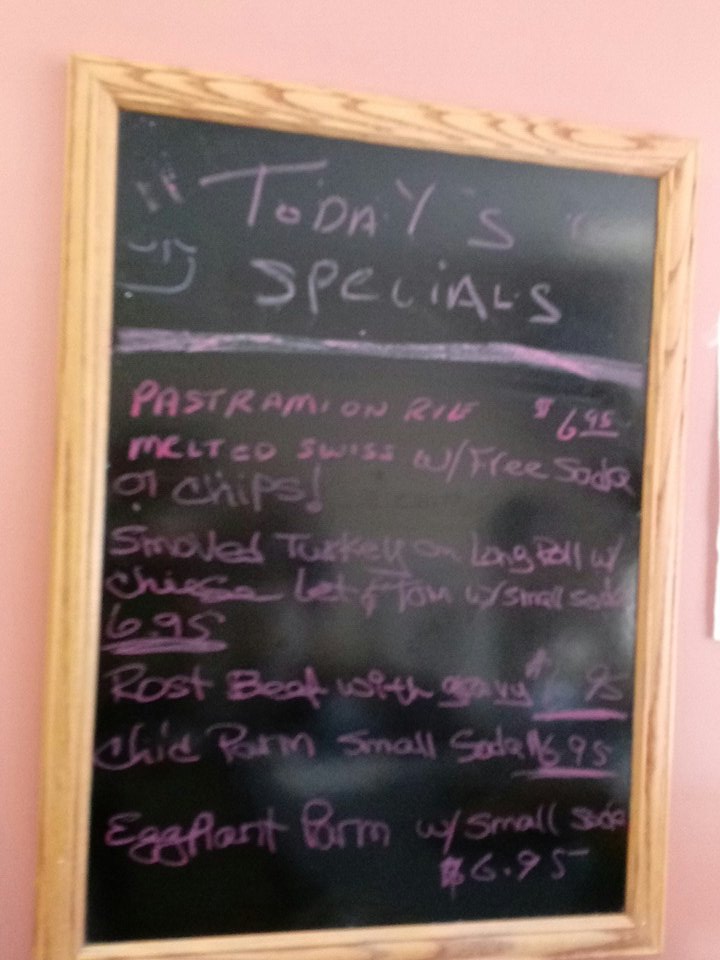 PapaLeonesDeli's tweet photo. Todays specials https://t.co/Qp8FVwgh3f