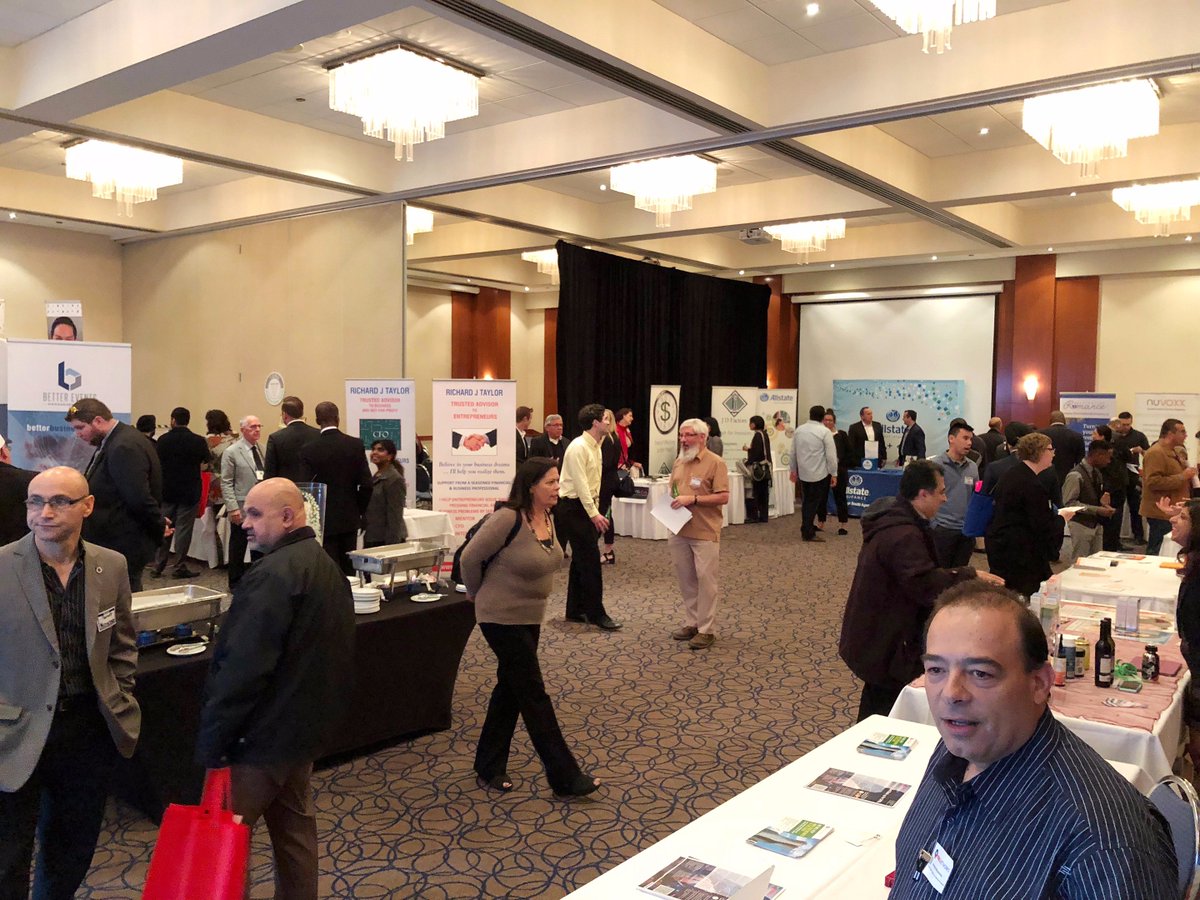 engagedshopping's tweet photo. @MBOTOntario @MBOTOntario #SmallBusinessWeekExpo
#Mississauga's business owners are always interested in expanding their horizon by meeting & networking https://t.co/fRcMv4WTWH