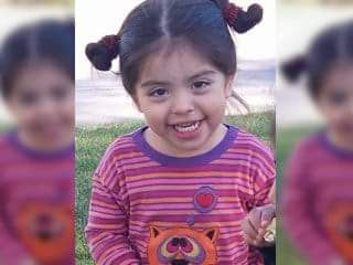 NormaRadaelli's tweet photo. #AlertaInfantil Delfina desapareció. Que no sea otra Sofía Herrera. No perder nunca de vista a los niños! A difusión! https://t.co/N5Tw603vm9