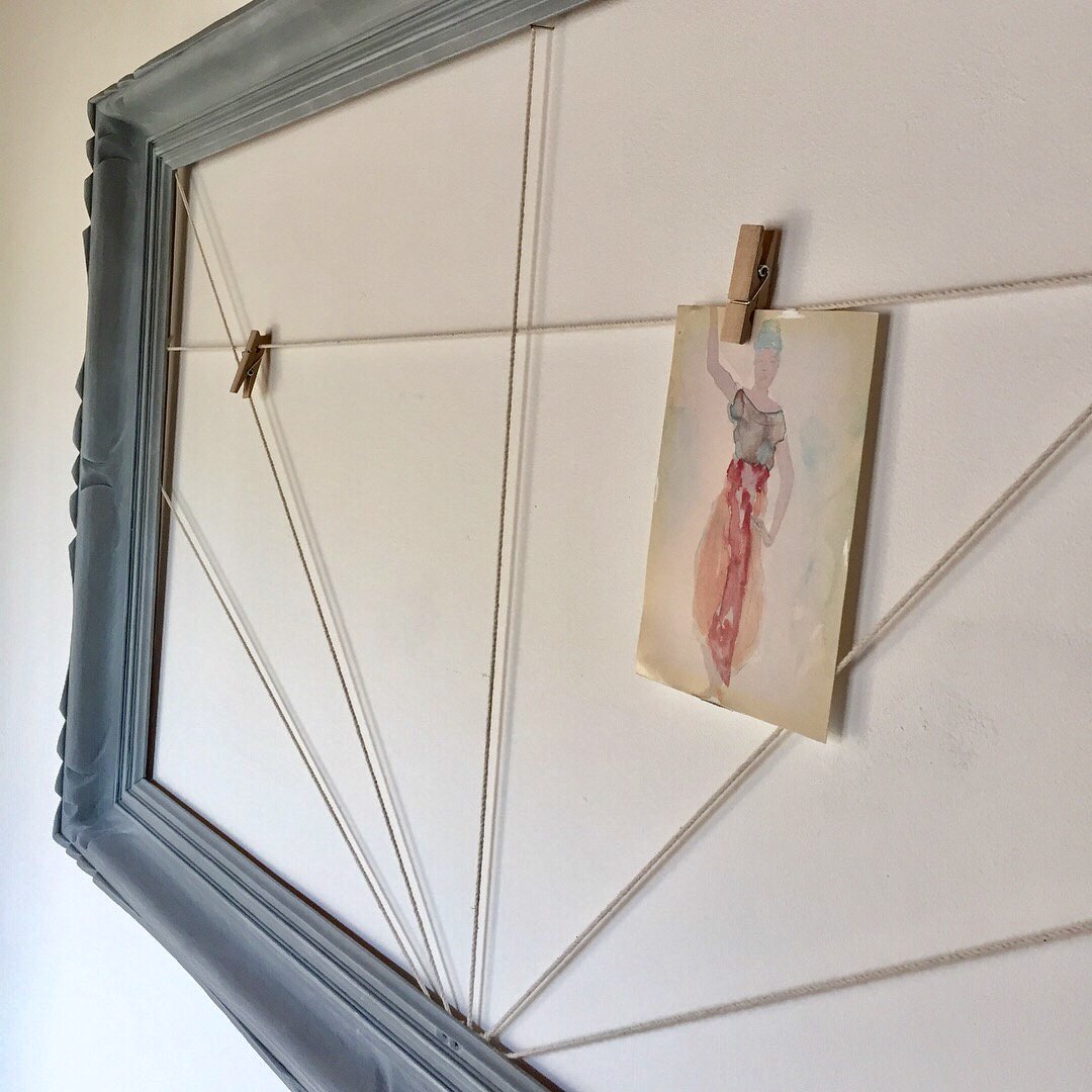 deesseka's tweet photo. Vieux cadre en bois restauré. #couleursetpatines #shabby #decoration #restauration #design #inspiration #vente https://t.co/sfwQFAs0s5