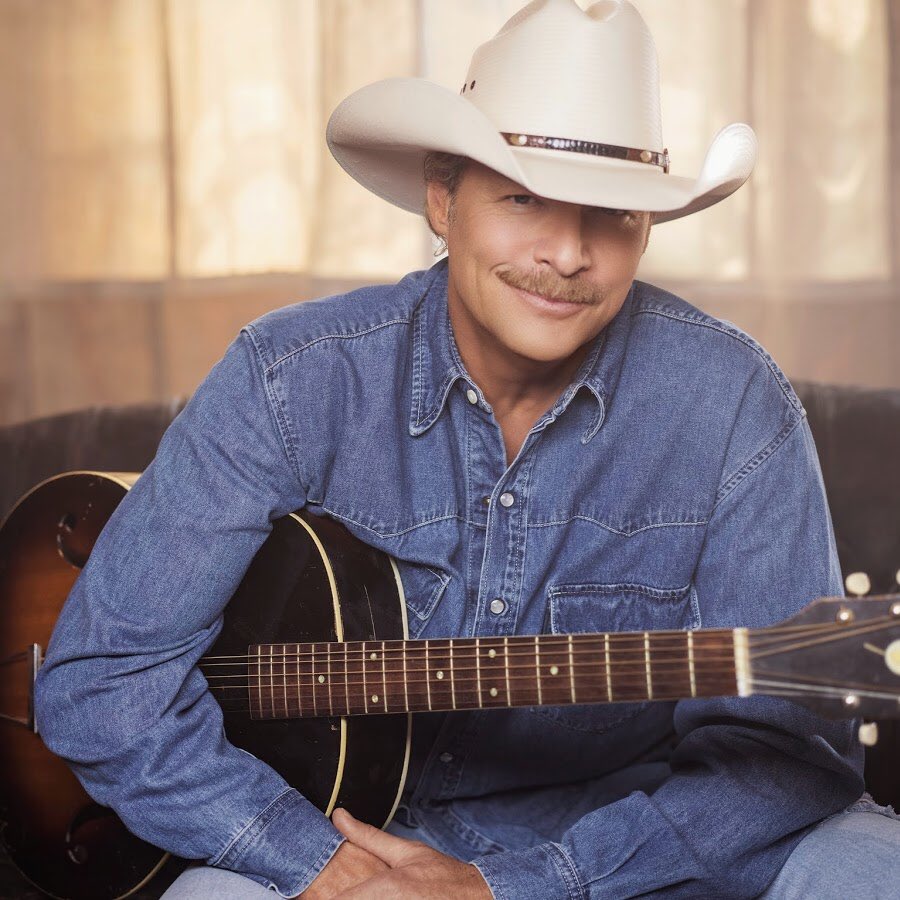 Happy 59th birthday to tho one and only Alan Jackson! 