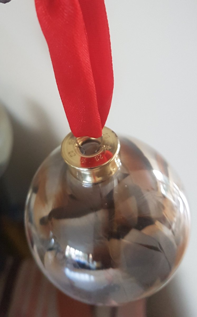 FieldCrafts's tweet photo. 60mm glass baubles with real feathers  Finished with a 28 gauge cartridge end £4.50 each plus postage #homemade #madewithlove #countrycraft https://t.co/XhbjBx9sdG