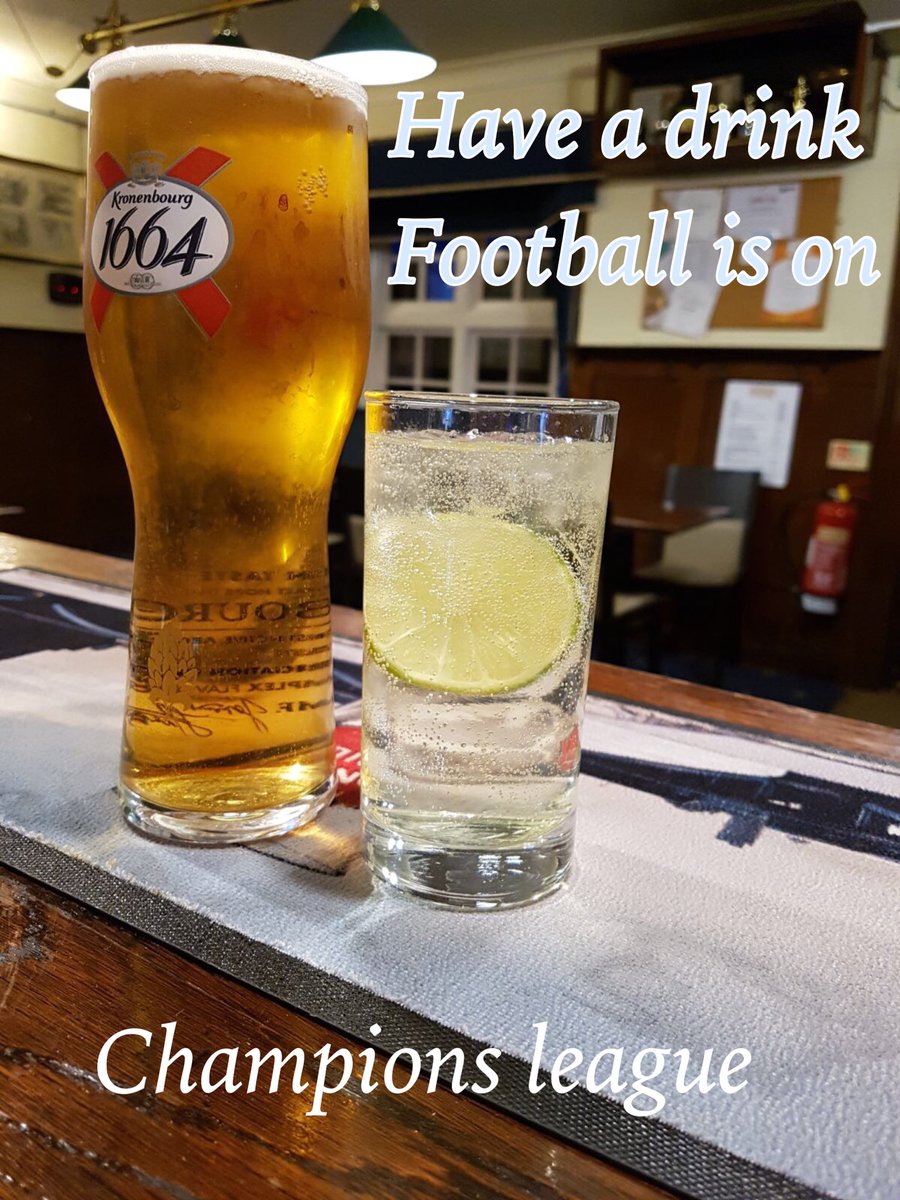 theBrave_Nelson's tweet photo. It’s better when someone else pour your drinks when the football is on #championsleague https://t.co/hBewHdtIzH