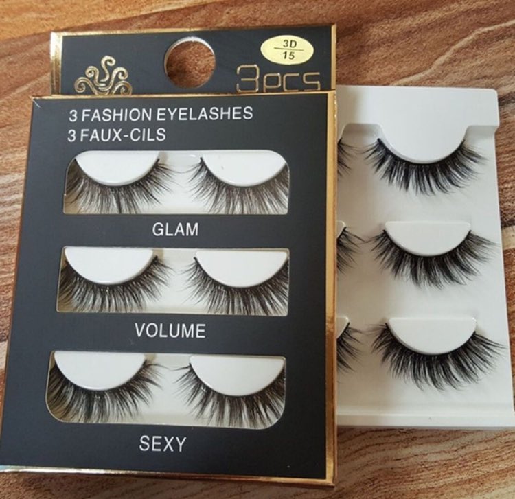 palaceofmakeup's tweet image. retweet to win 3 pairs of fake lashes. must be following me to win🖤🖤🖤