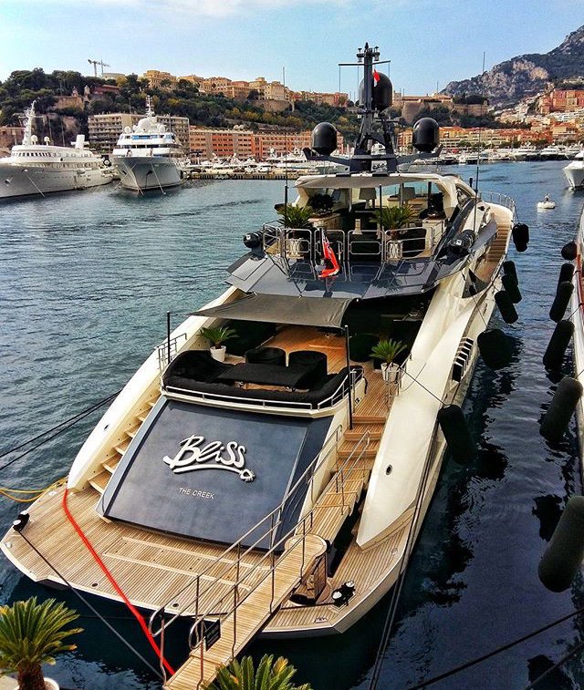 Classic lines are eternally beautiful #Bliss See more on the PJ170 here bit.ly/2lb7vCN