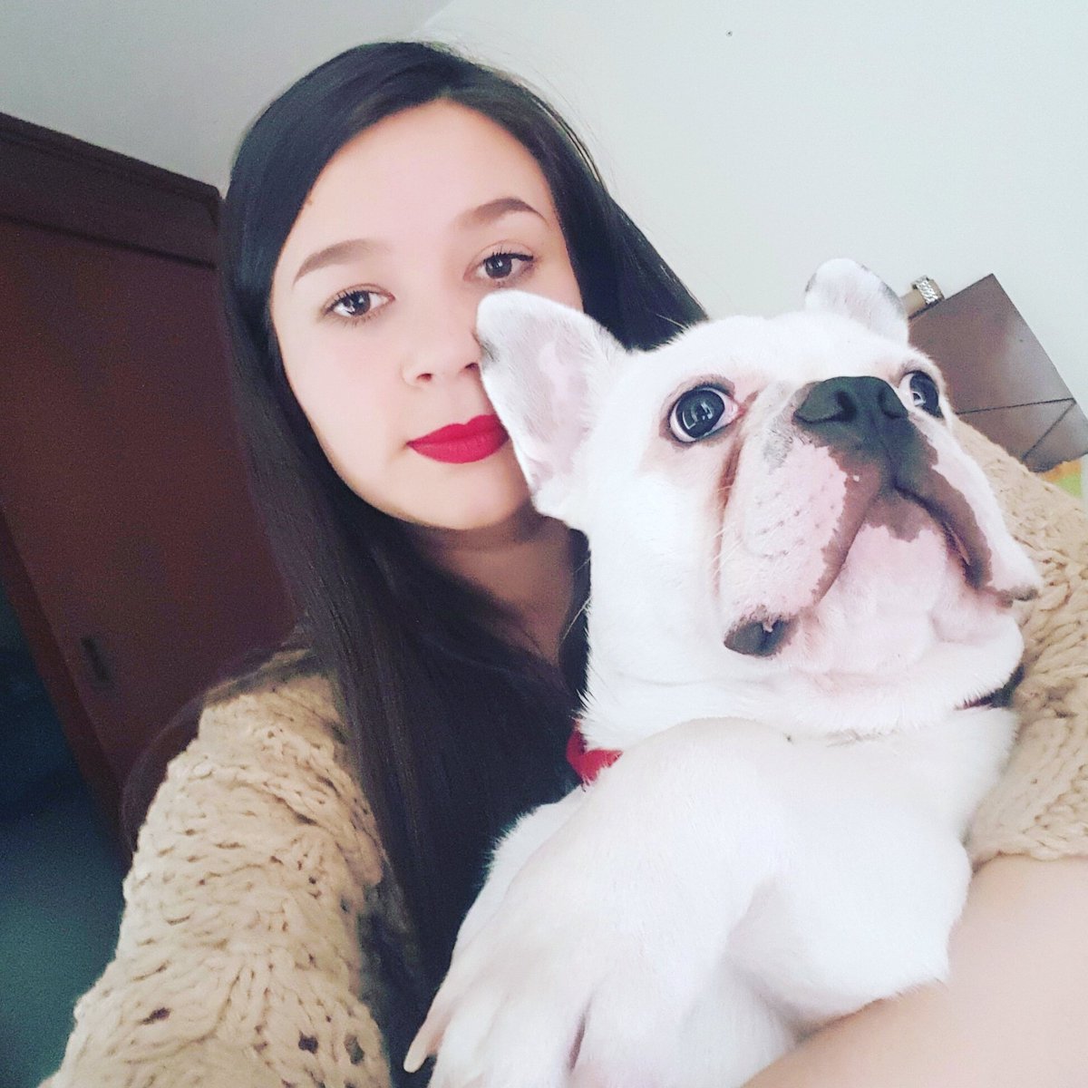 vialsu01's tweet photo. Bebe!!! https://t.co/K4YB4IZ53w