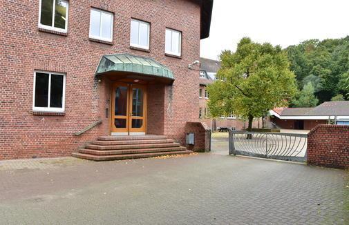 Die #Insolvenz der #Waldorfschule in #Rendsburg ist offenbar bundesweit einmalig ebx.sh/2x1QzW3 https://t.co/KvgkpSKo9Y