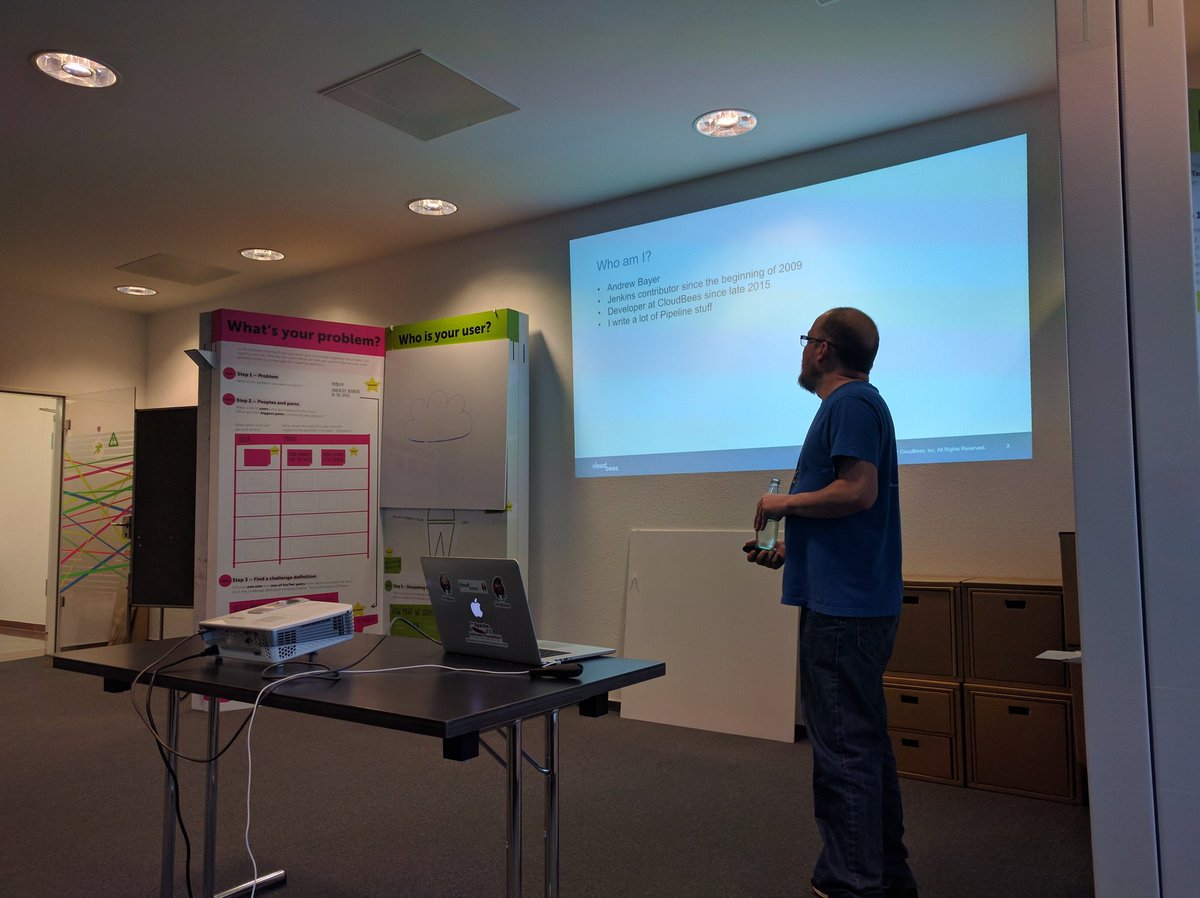 Talk by <a href="/abayer/">abayer</a> about #JenkinsCI pipelines and #Azure at the first JAM in Cologne.