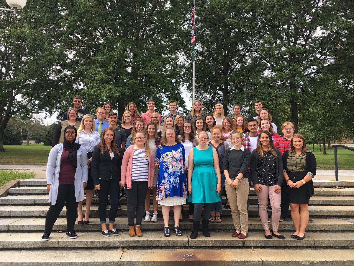 annabellewindon's tweet photo. Proud to be part of such a wonderful community of future educators. 🌿 @OSEAOUL @ohiou_lancaster https://t.co/rmDQtAsdEV
