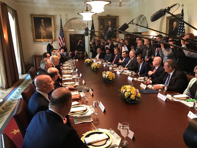 Προβολή εικόνας στο Twitter Προβολή εικόνας στο Twitter