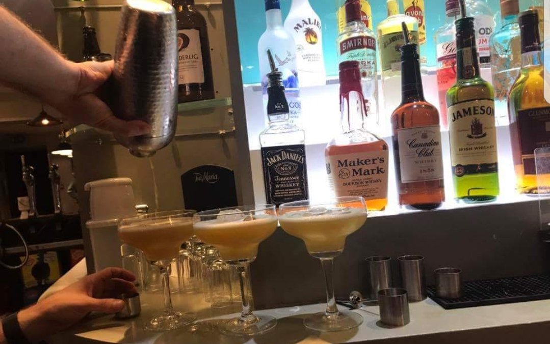 TheTreeBoxHill's tweet image. Have you tried our delicious #cocktails? What&apos;s your favourite? #boxhill #cocktailbar