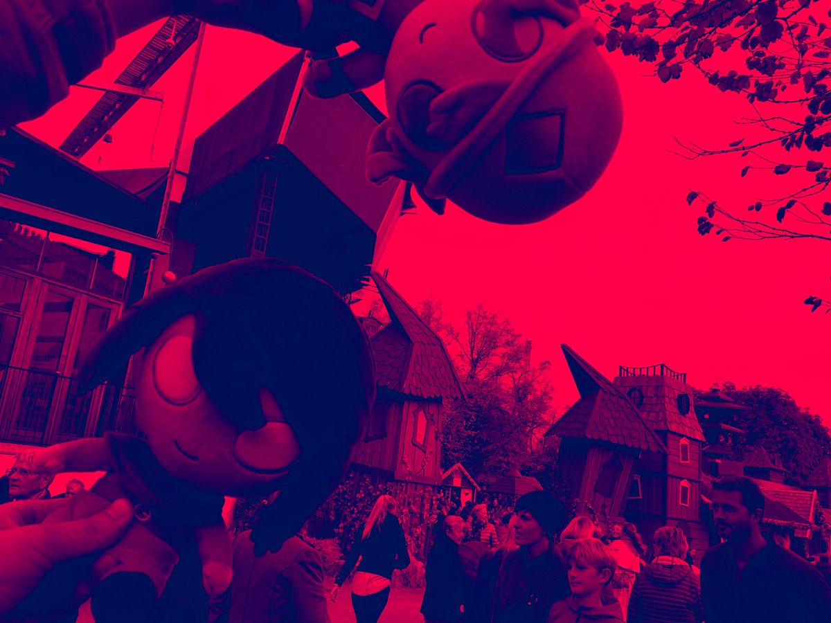 iggynore's tweet photo. Proud father takes his kids to the park. They have a blast. #copenhagen #tivoli #københavn #halloween #plush #lightapprentice #lapp https://t.co/UWMpnn2zzh