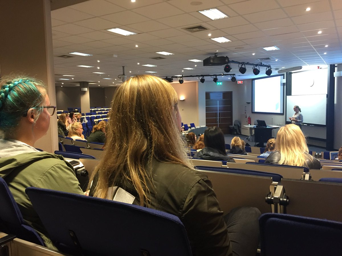 Voorbereidingen #opendag 4-11 <a href="/hva/">Hogeschool van Amsterdam (HvA)</a> vandaag echt van start met training studentvoorlichters <a href="/wmsiebrecht/">Marieke Siebrecht</a> <a href="/AnnaHoogenkamp/">AnnaHoogenkamp</a> <a href="/HvA_Ergo/">HvA Ergotherapie</a>