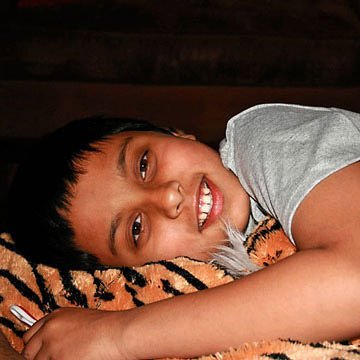 BrainBuild_NJ's tweet image. Here is one mother's account on raising a child with autism: bit.ly/2g50Ev3