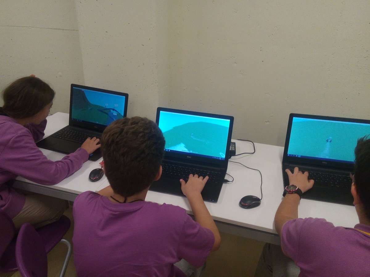 ercanbilisimogr's tweet image. Muratpasa ugur okullarinda codugamelab ile dunyamiz oyun kodlamasi yaptik. #europecodeweek #ucodeweek #ugurkodluyor #ugurmuratpasakodluyor