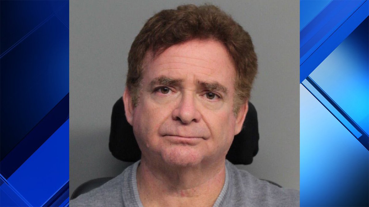 #BREAKING Former North Miami Beach mayor charged in alleged $150,000 land investment scheme bit.ly/2gMqpRf?source… https://t.co/tARVxa1pZp