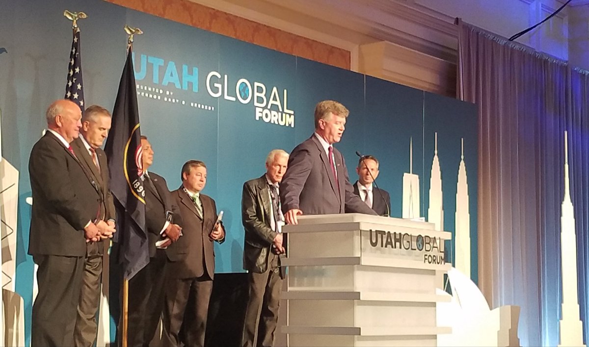 vchecketts's tweet photo. Taking time to recognize Utah businesses growing globally, like @ultradent #UGF2017 https://t.co/PQdgPhdYWw