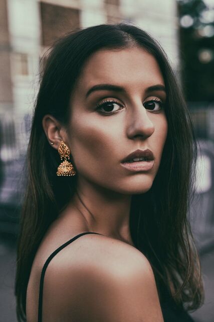 samliddicott's tweet photo. The lovely @thisisadria chats about her awesome new single, Gold Water - and moving from Australia to the U.K.:
https://t.co/W26QRU40cx https://t.co/GpuZK5qOFz