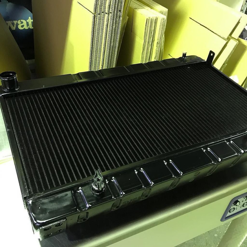 Sankyo_radiator's tweet photo. #ferrari
#フェラーリ
#f308
#radiator
#radiador
#ラジエーター
#ラジエーター修理
#コア増し
#冷却水漏れ修理 https://t.co/uz0UHakJgf