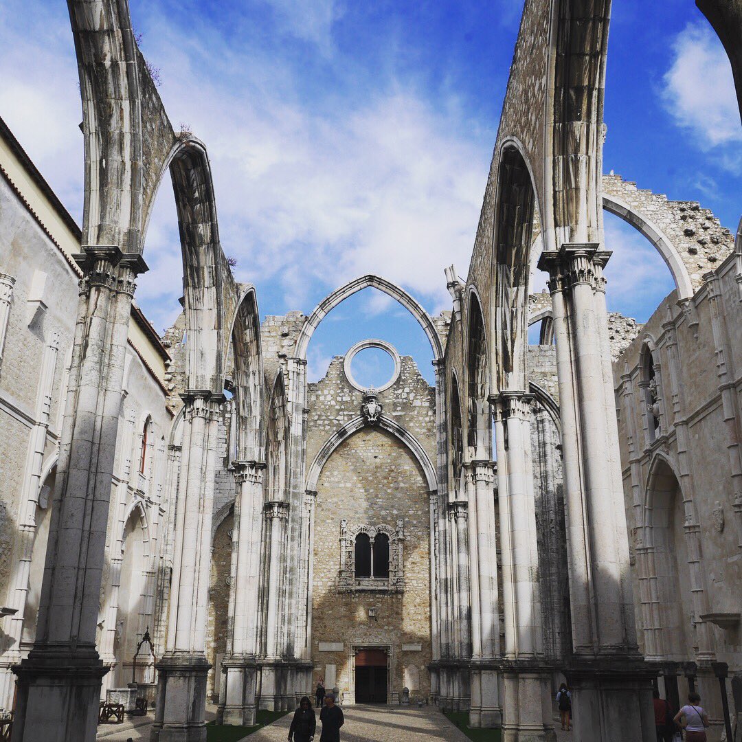 joiedevivre9's tweet photo. LOVED exploring the ruins of #CarmoConvent. #wanderlust #travel #Lisboa #Portugal https://t.co/Fx8pRF2khO