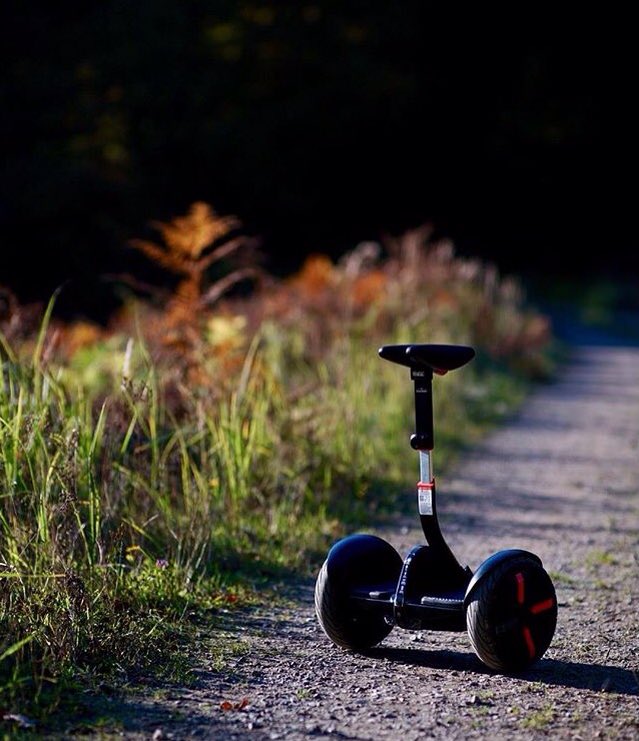 CreativeRiders's tweet image. Fall is officially here. Enjoy the crisp autumn weather and take the scenic route with the miniPRO. Photo:dronegustl creativeriders.com