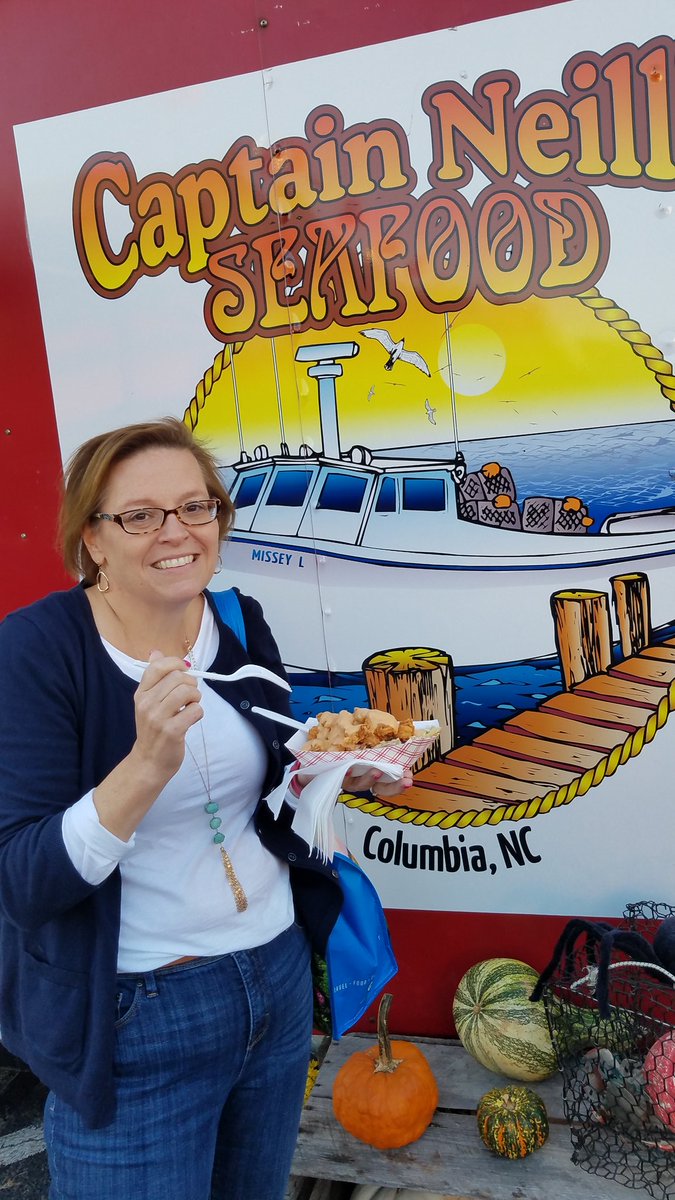 SamWalkerOBX's tweet photo. Firecracker Shrimp from Columbia! @NCStateFair #obxcatch https://t.co/TXrZ4CnJnm