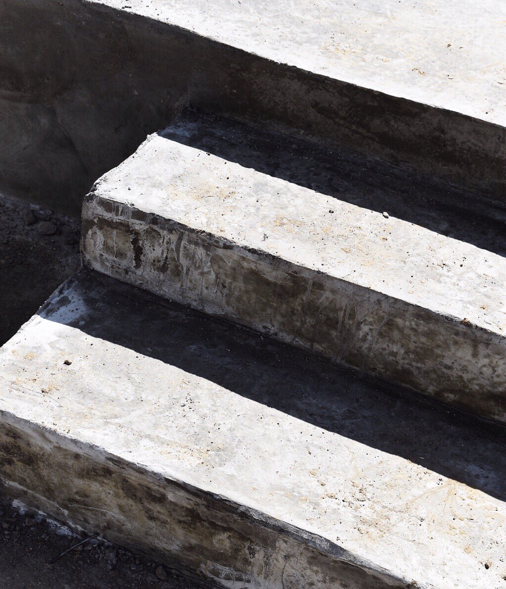 broadliquor's tweet photo. Stepping forward with these freshly poured steps✨👍🏼 https://t.co/iDX9bSKrii