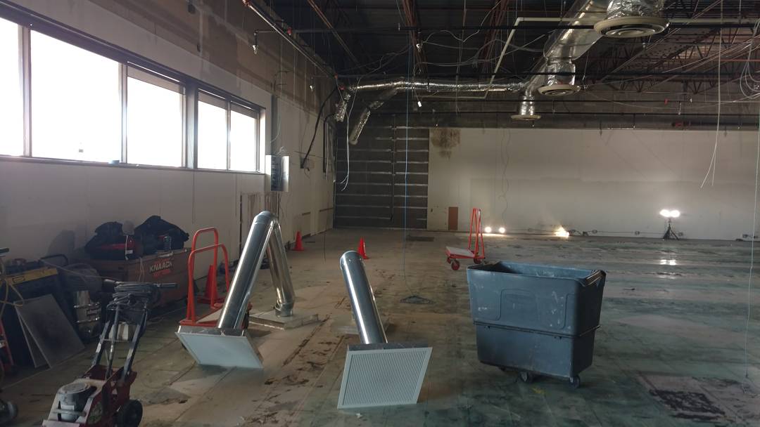 SnapFitnessTN's tweet photo. Lots of progress today! Hixson will have a Snap Fitness before you know it! #ComingSoon #snapfitness #hixson #lakesite https://t.co/x0IRZeFmBI