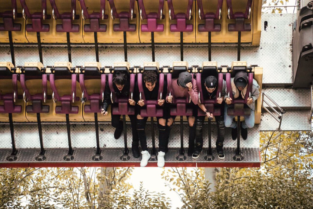 CNCOmusic's tweet photo. Riding into fall like... 🎢 https://t.co/zhebbWSBkH