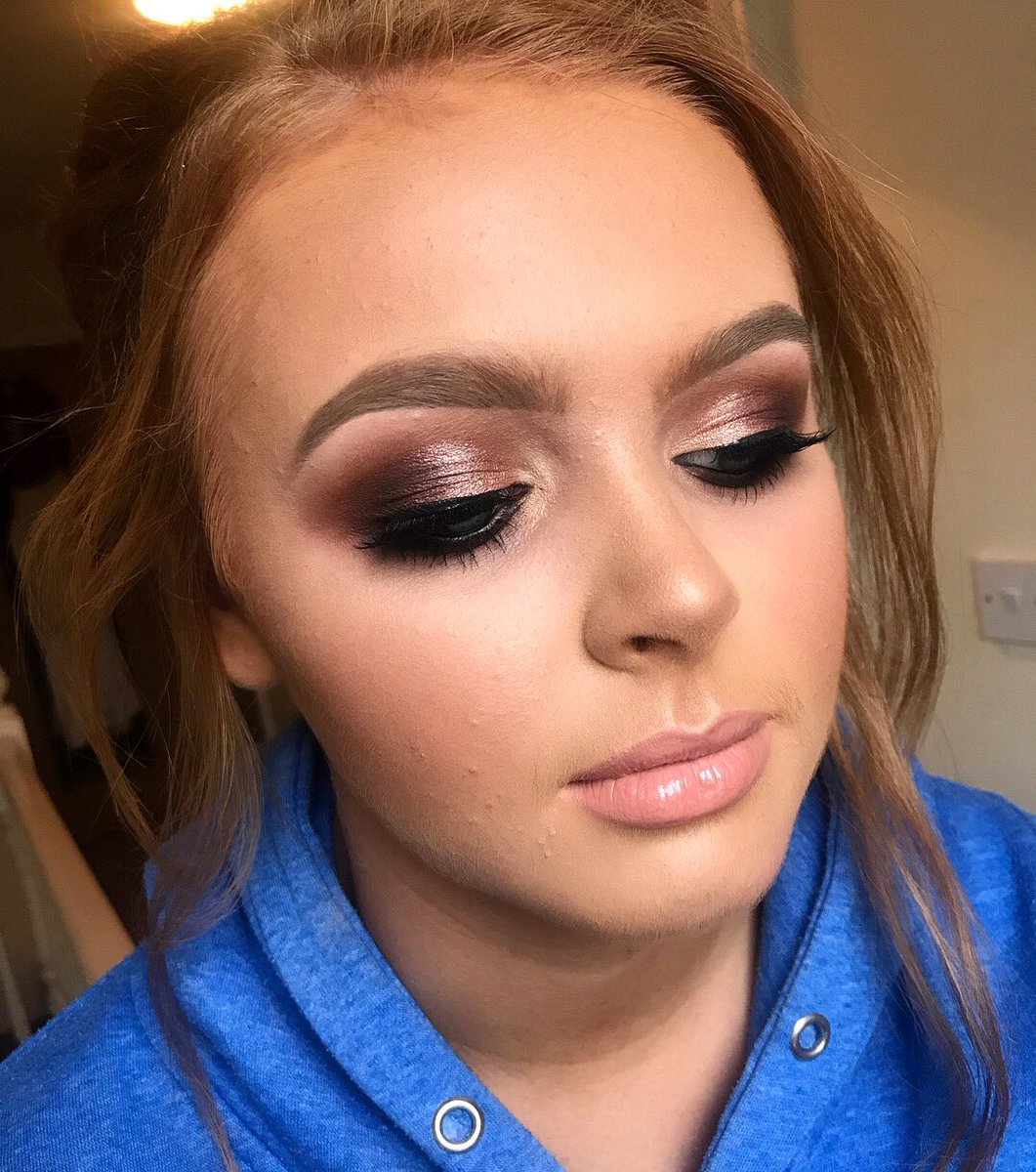 Molly HamiltonCurran tweet media