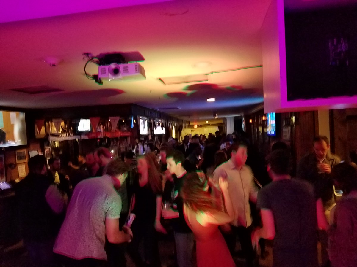 StashAriston's tweet photo. When you go through your portfolio #parties #ripTrinity #gootimes #danceparty When you knew you could find a dance party in #NHv https://t.co/nWyhsEZsi3