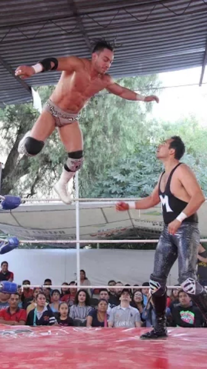 Lucha_Brothers's tweet photo. -Cuanto MAYOR es el Obstáculo 
-MAYOR Gloria en superarlo! 
#Superman #Dagaeslucha #Amoloquehaces! https://t.co/LYu7pp1k7q