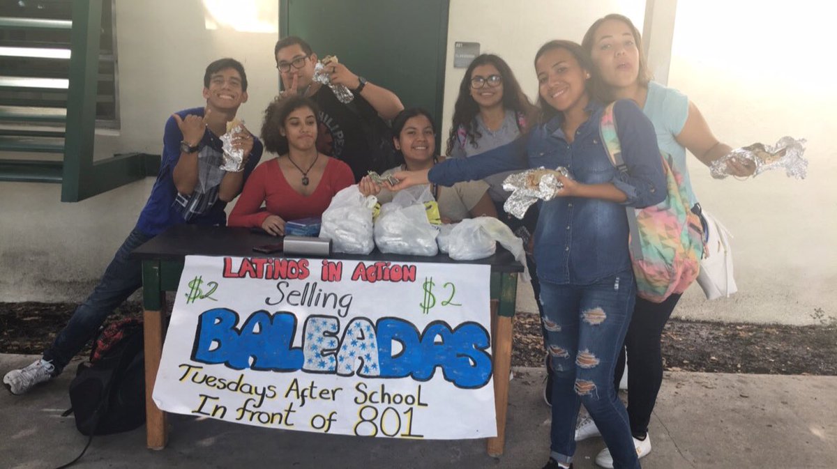 McArthurLIA's tweet photo. Our first baleada sell of the year was a huge success!! Thank you to everyone who helped make this happen!! #famiLIA #McaLIA https://t.co/uKYDO6a0z1