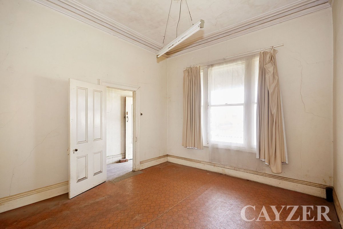 CayzerRE's tweet photo. 213 Richardson Street, Middle Park
AUCTION: Saturday 11 November at 1pm
AGENT: Michael Szulc  0417 122 809
https://t.co/AKnpaBFnpi https://t.co/TfnzEAcu4d