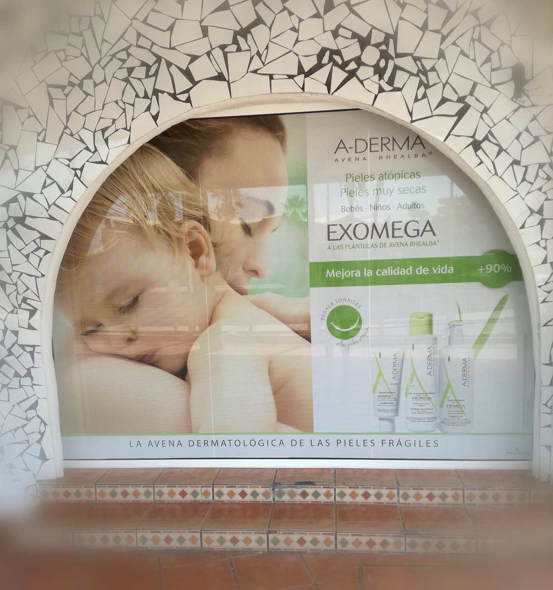 pharmAdeje's tweet photo. #pielatopica... #Exomega mejora su calidad a base de la plantula seleccionada de avena rhealba. Informa te en tu #farmacia #pharmAdeje https://t.co/cglF9Kx203