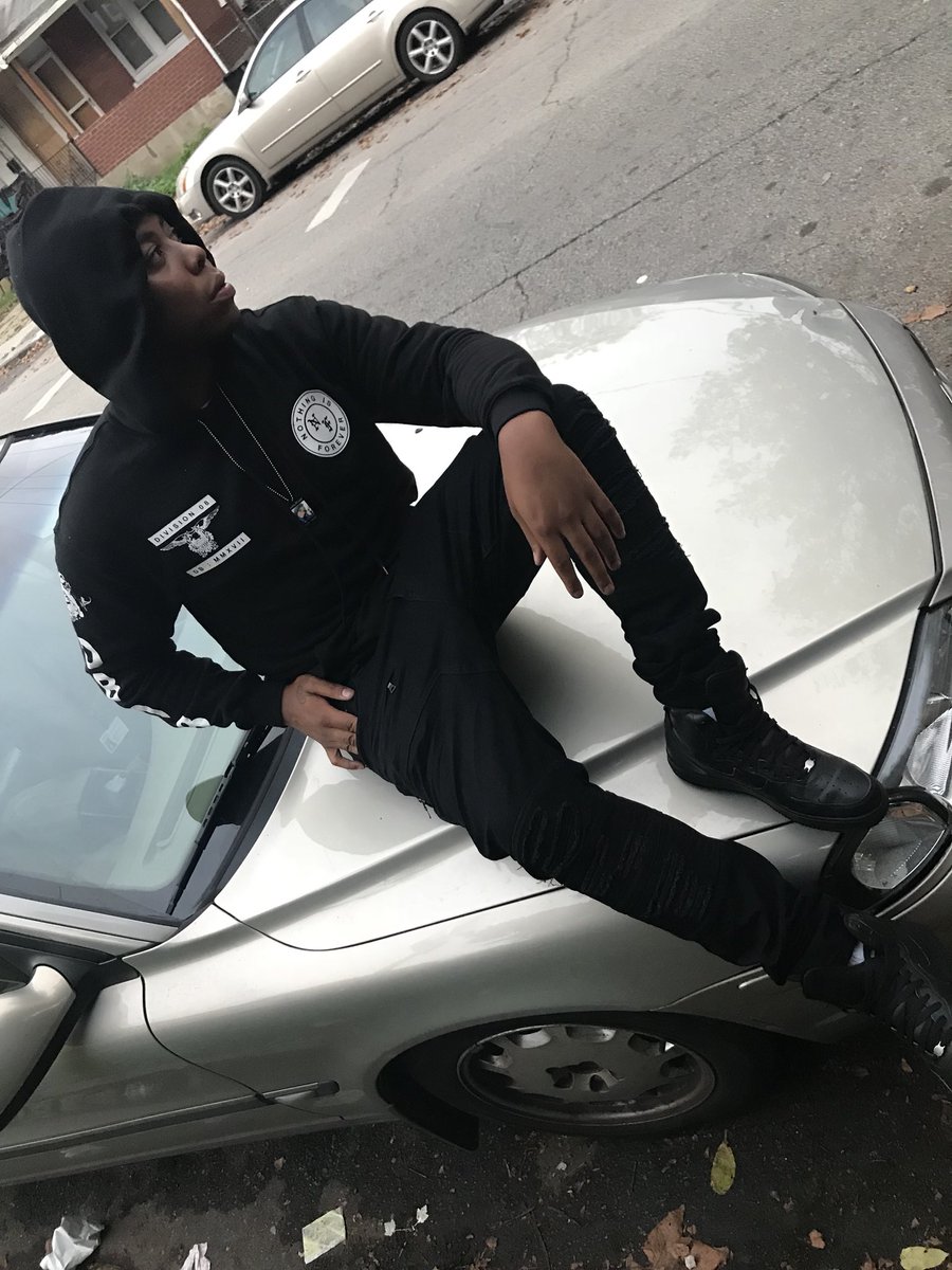 LONGLIVEKILL's tweet photo. Thinking About My Next Move🤔 https://t.co/5LnlybVbaB