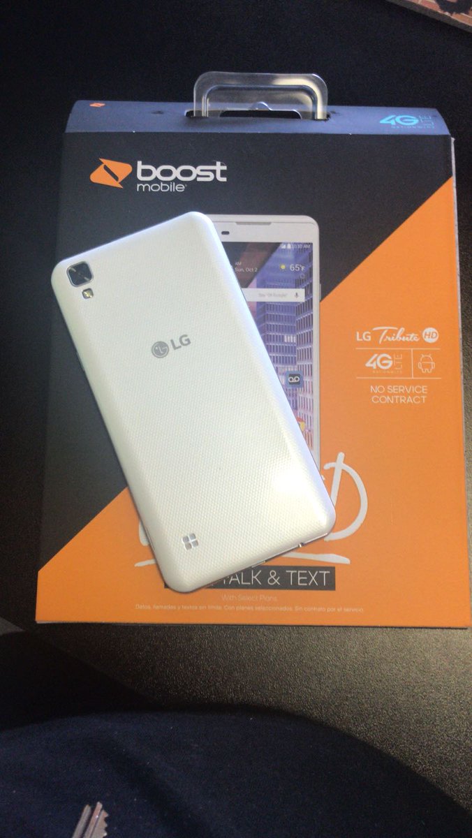 CmBoostmobile's tweet photo. New line from Diana in Goose Creek yall! #BoostNation #CustomerExperience https://t.co/vKQLXtKOlF