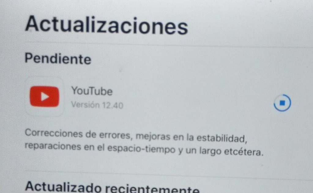 mabarroso's tweet photo. Con las reparaciones espacio-tiempo de las actualizaciones de Google, ¿podré ver la foto que no hice ayer donde no estuve? https://t.co/3xv1r9tB0u