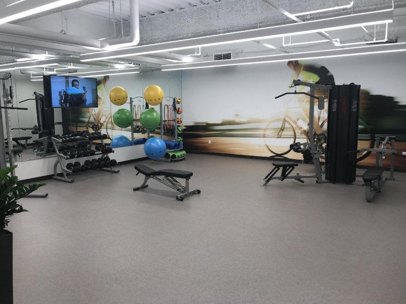 AdvExercise's tweet photo. One of our own, Lisa Miceli, has been busy installing at CBRE this week: adding energy and function with an Ecore™ Athletic floor, wall graphics and Life Fitness equipment! #fitnessamenity #fitnessdesign #advancedexercise https://t.co/rxOrIvD3cw