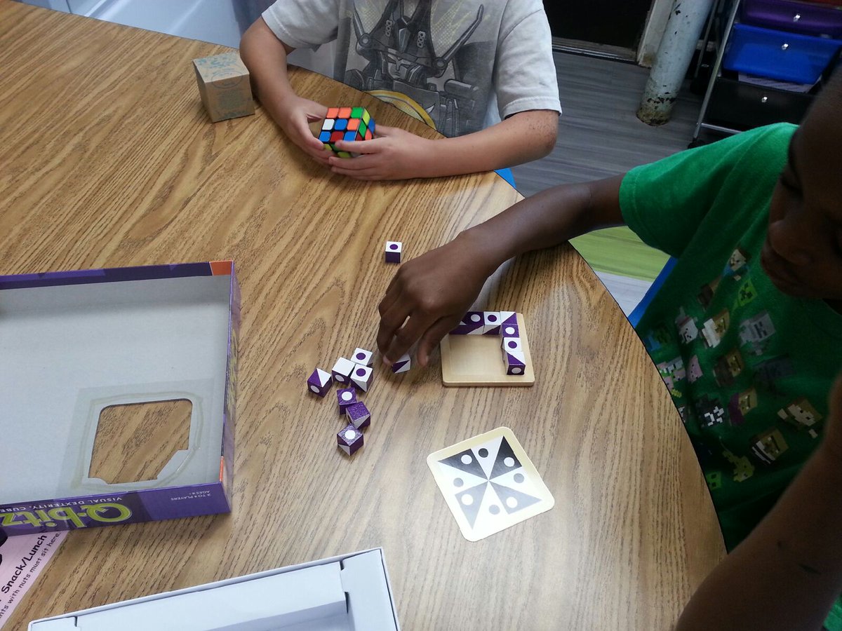 stony1lane's tweet photo. Problem solving games in Tracy Madden's 4th Grade class. #littogether #learningtheme #problemsolving https://t.co/PHSWFbYqU6
