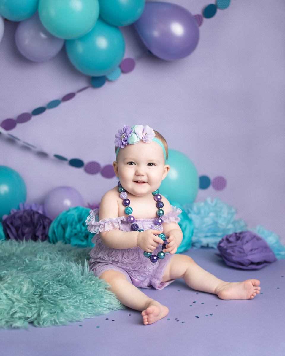 MaddyZahn's tweet photo. HAPPY FIRST BIRTHDAY to the best thing to ever happen to me ❤️❤️❤️ https://t.co/lT4m9yNfVj