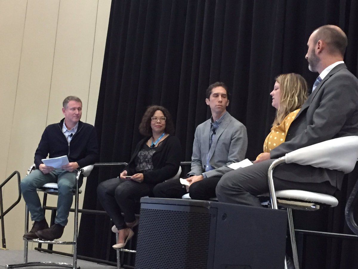 jayodellCHS's tweet photo. What an honor to mediate a discussion with amazing panelists doing incredible things. Thx to @ch3ryl @silbatron @cariegrls @CKMASAK #bbcon https://t.co/aijGGuko21
