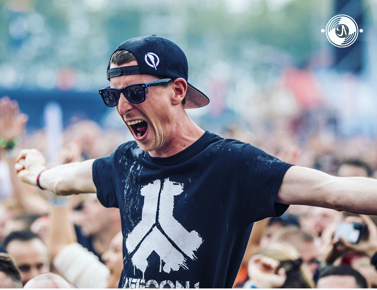 Armada Radio tweet media