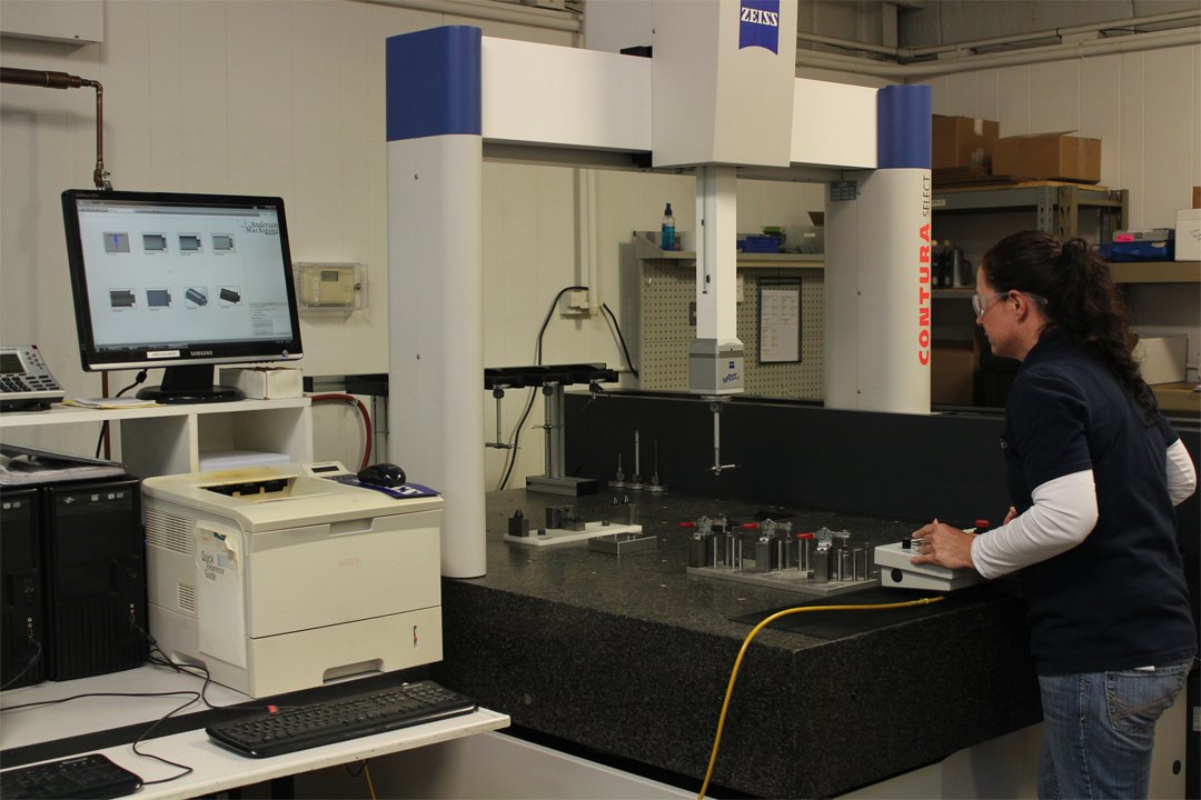 basinprecision's tweet image. At BPM the team member responsible for mgt of the product’s #WorkCell will perform all in-process #DimensionalChecks basinprecision.com/About