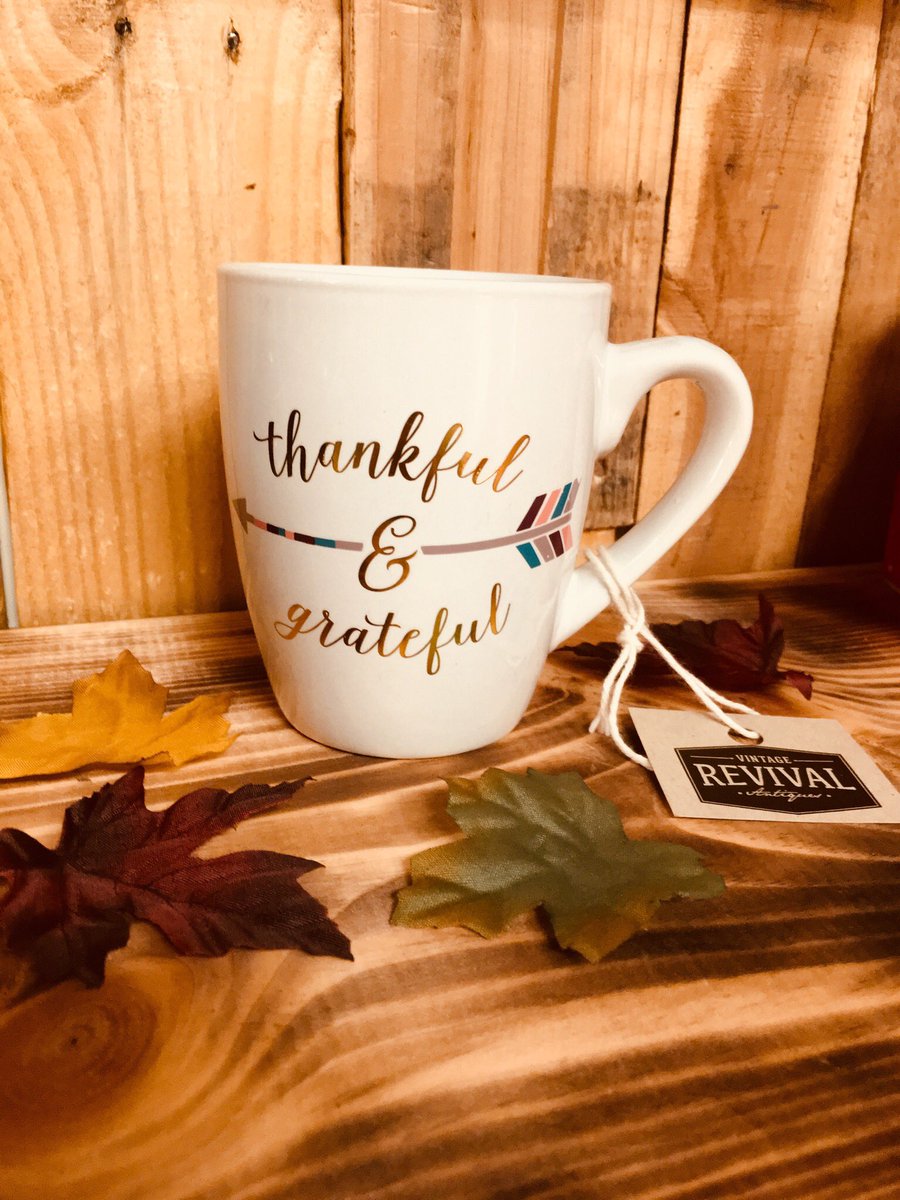 VRAntiques's tweet photo. Pour up a big cup of thankfulness and gratefulness ☺️ #GoVintage https://t.co/ifN2zCinGP