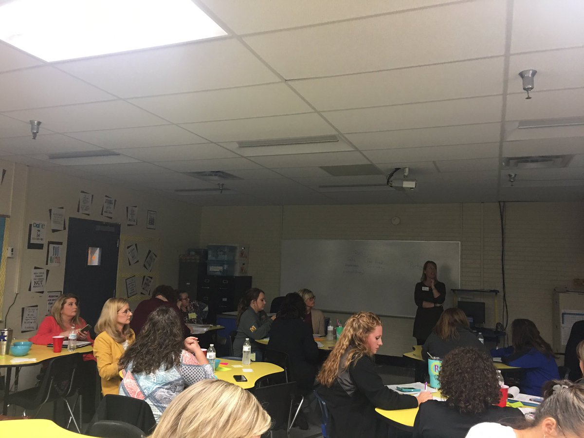 micjcole's tweet photo. #TLIM Community Coaching Day. Great group working and learning together. @tarabeasley77 https://t.co/nvNLN5eR0H